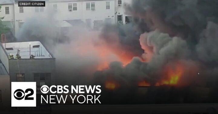 Fire at Bronx Dunkin Donuts impacts 3 other businesses - CBS New York