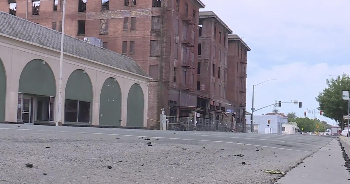 Businesses near Hotel Marysville struggle to stay open after fire