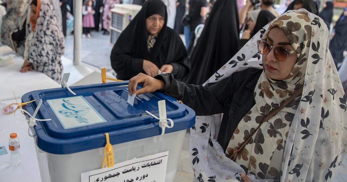 Iran votes in snap presidential election