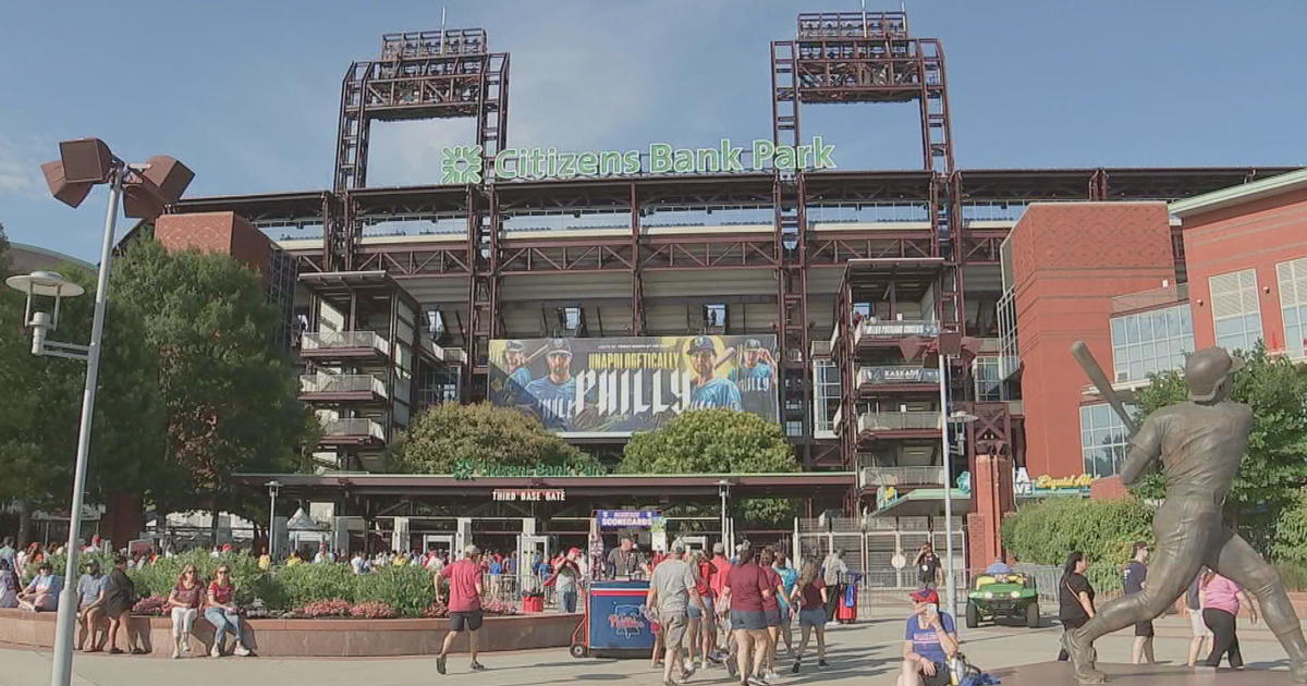 Phillies fans express concern over Kyle Schwarber, Bryce Harper injuries