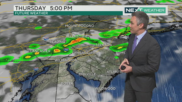 Bill Kelly looks at a weather map showing showers possible at 5 p.m. Thursday in Philadelphia region 