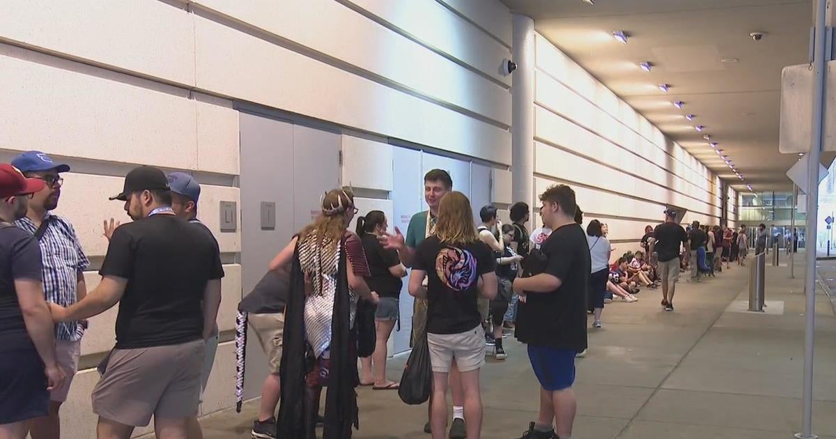 Long Lines at Anthrocon 2024