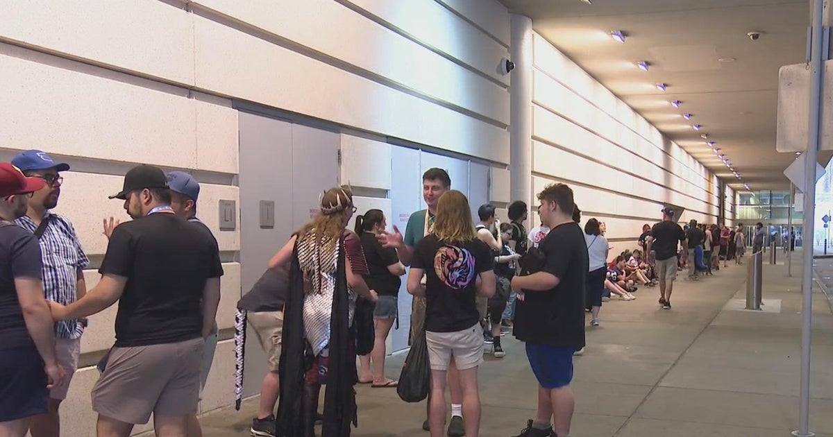 Long Lines at Anthrocon 2024 Long Lines at Anthrocon 2024