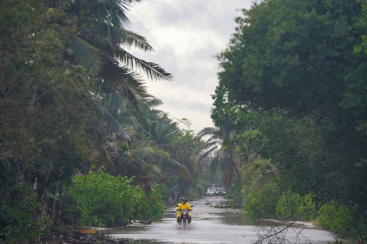 Beryl weakens but leaves millions without power in Texas - CBS News