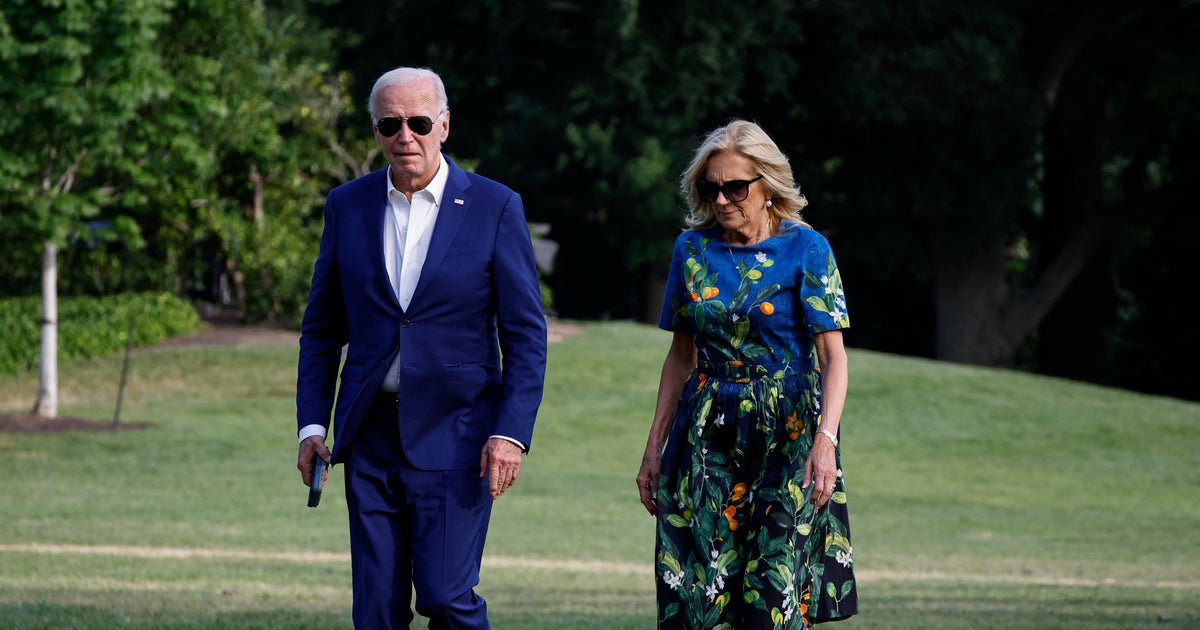 Biden, Kongre Demokratlarına 2024 yarışında kalmaya “kesinlikle kararlı” olduğunu söyledi