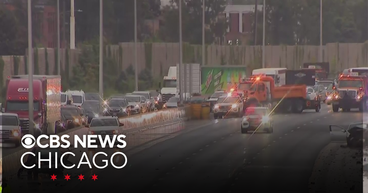 Deadly crash causes delays on Chicago's Kennedy Expressway - CBS Chicago