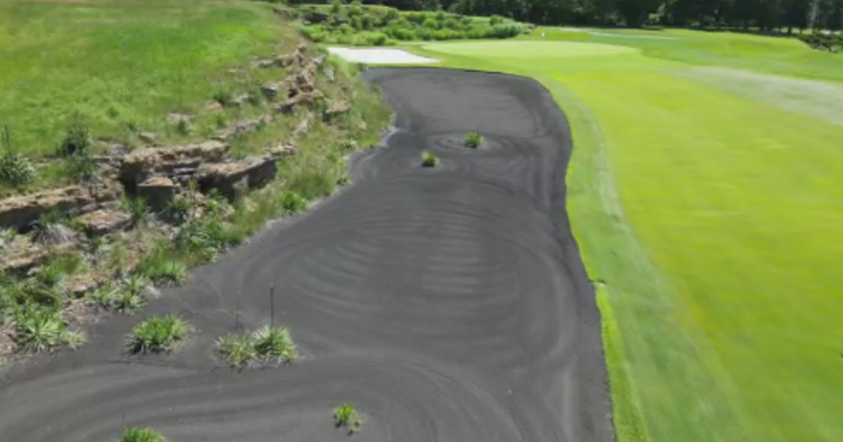 The 10th hole at Montour Heights Country Club features a lava rock fairway bunker | The Elite 18