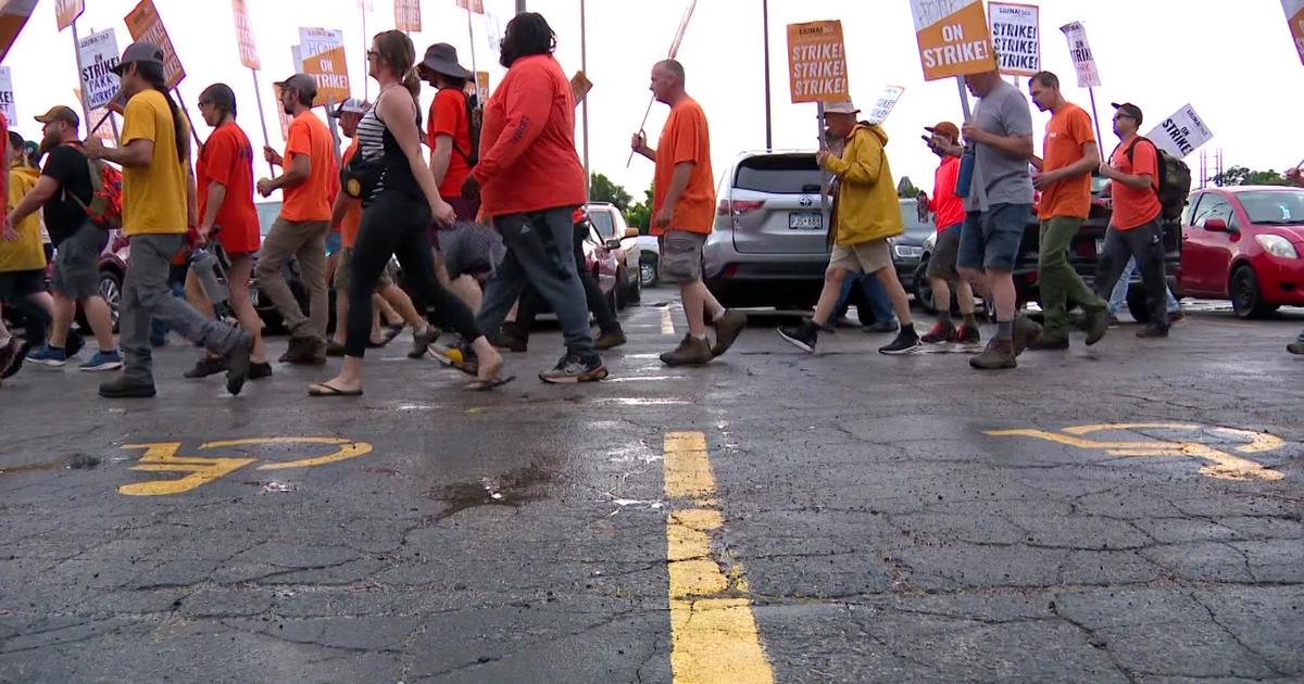 Striking park workers in Minneapolis present counterproposal amid strike