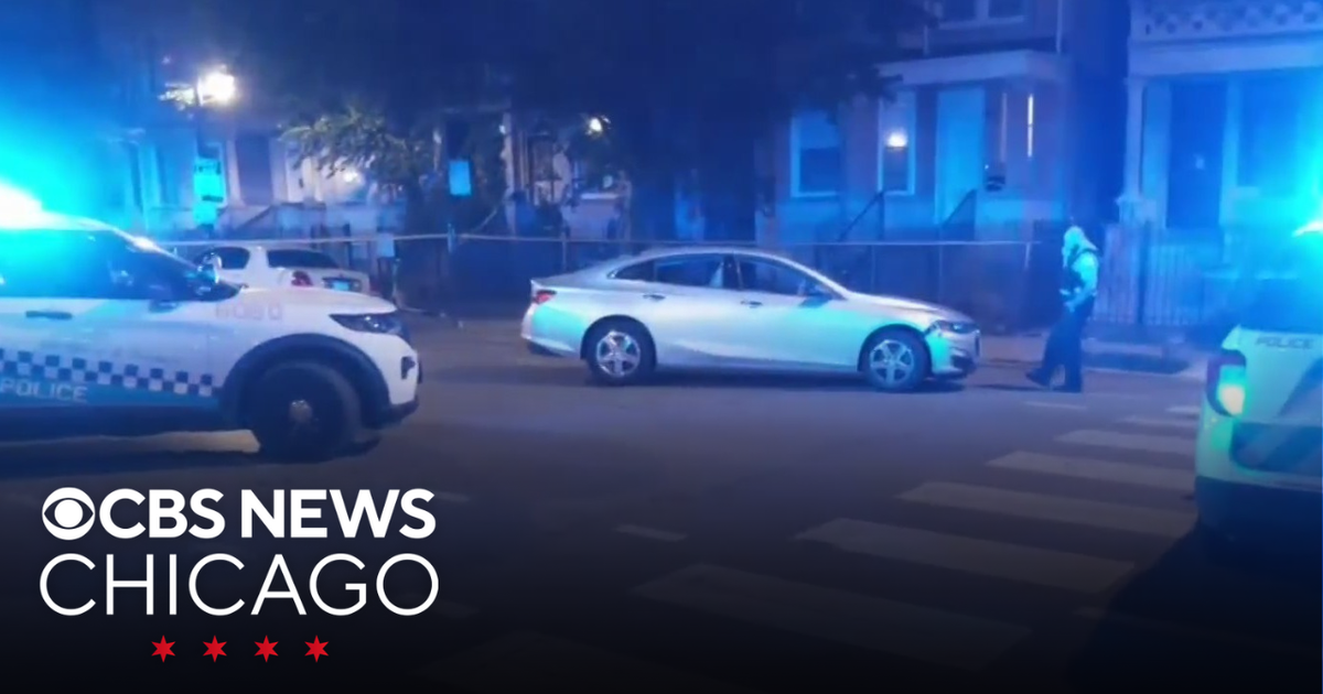5 people injured in mass shooting on Chicago's West Side - CBS Chicago