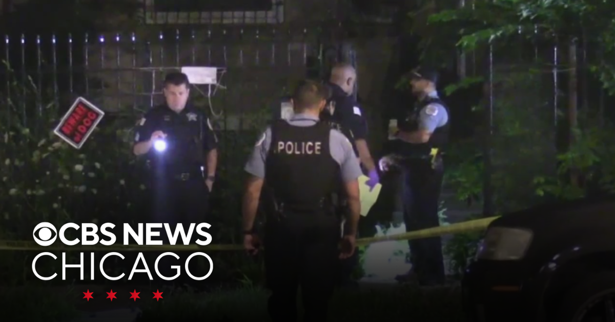 Mass shooting on Chicago's West Side was 17th in city this year - CBS ...