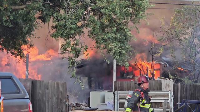 roseville-house-fire-video.jpg 