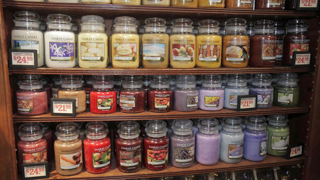Yankee Candles for sale at Cracker Barrel Old Country Store 