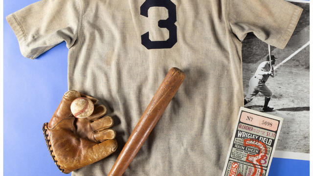babe-ruth-jersey-heritage-auction.jpg 