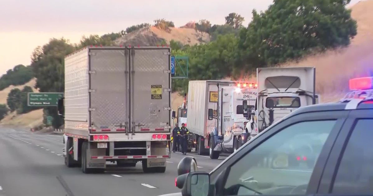 Scene of Highway 680 big rig crash in Alamo - CBS San Francisco