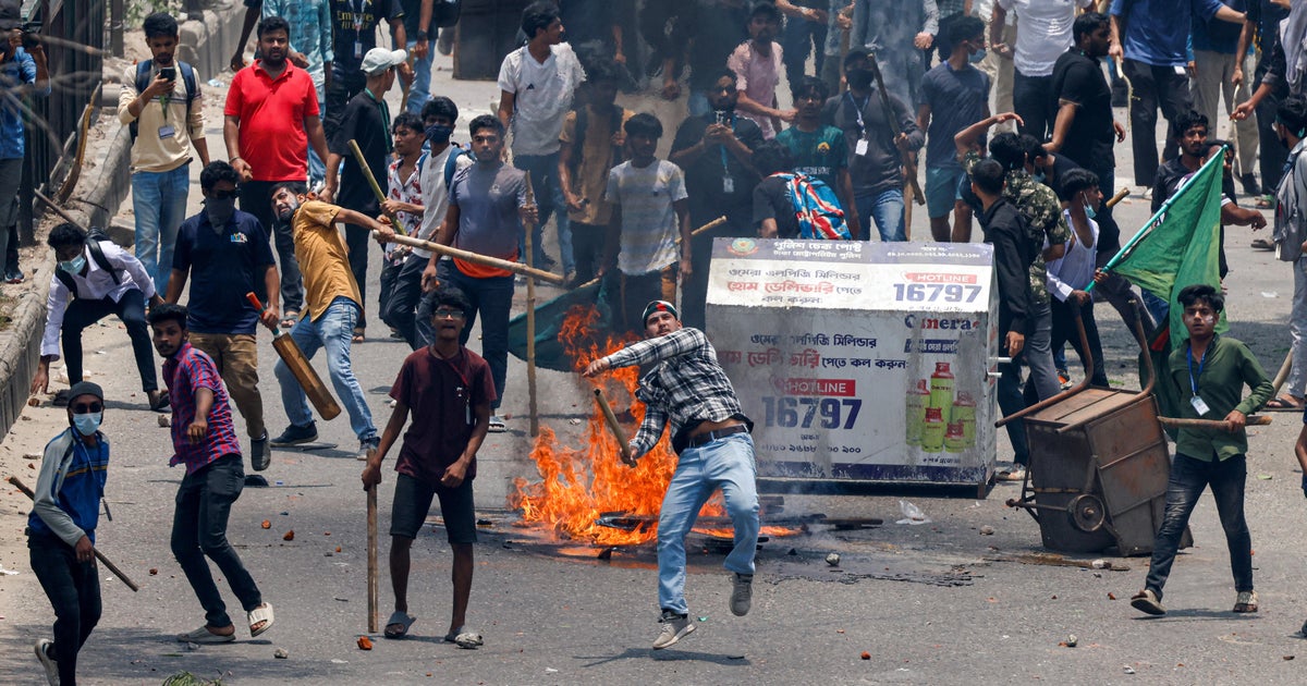 Violent Clashes in Bangladesh Over Job Quotas