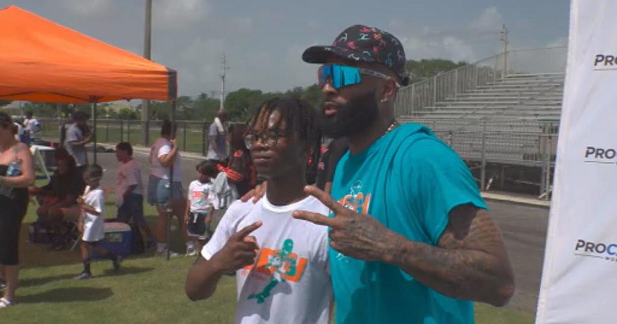 Odell Beckham Jr. hosts first youth football camp as Miami Dolphin