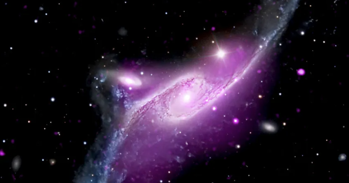 NASA、チャンドラX線天文台の打ち上げから25年後にこれまでに見たことのないピーコック銀河の画像を公開