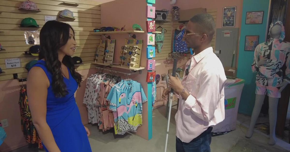 Visually-impaired Colorado shoppers feel independence through new eyes