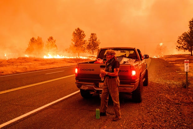 TOPSHOT-US-ENVIRONMENT-CLIMATE-FIRE