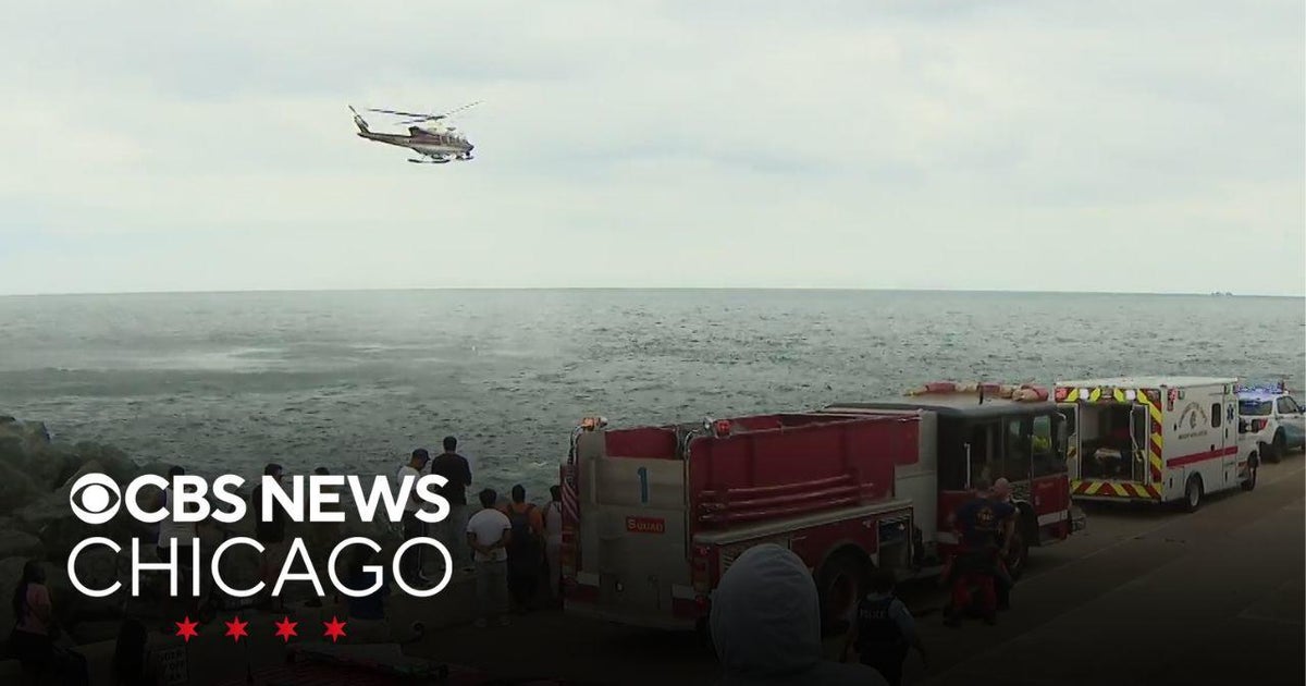 Body recovered from Lake Michigan after party boat overturns, Chicago ...