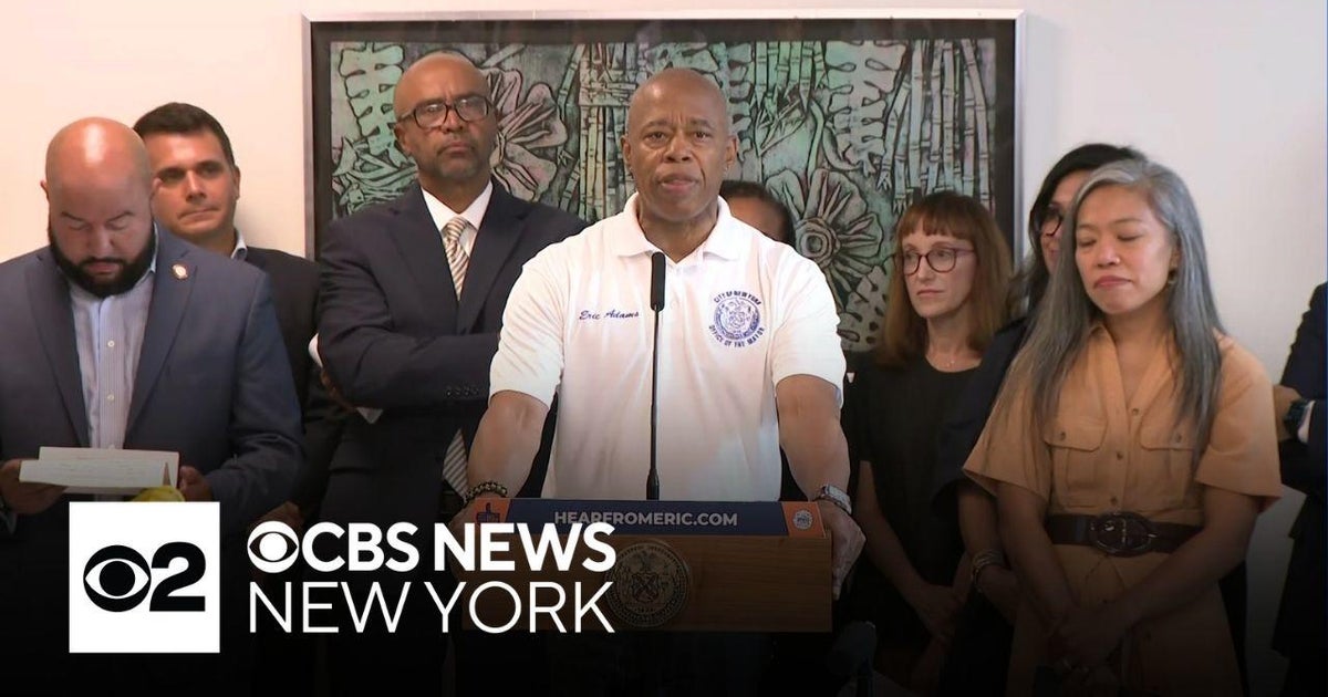 Mayor Adams announces major milestone in housing crisis - CBS New York