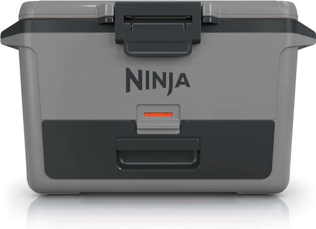 ninja-fb151gy-frostvault-50qt-hard-cooler-with-dry-zone.jpg 