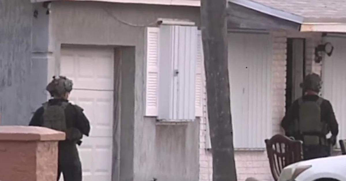 Miami police, SWAT served warrants at Miami Gardens home - CBS Miami