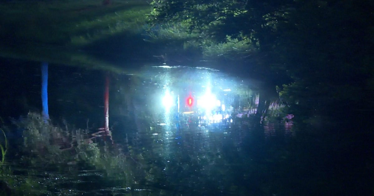 Body found in Miramar canal along with submerged vehicle Body found in Miramar canal along with submerged vehicle