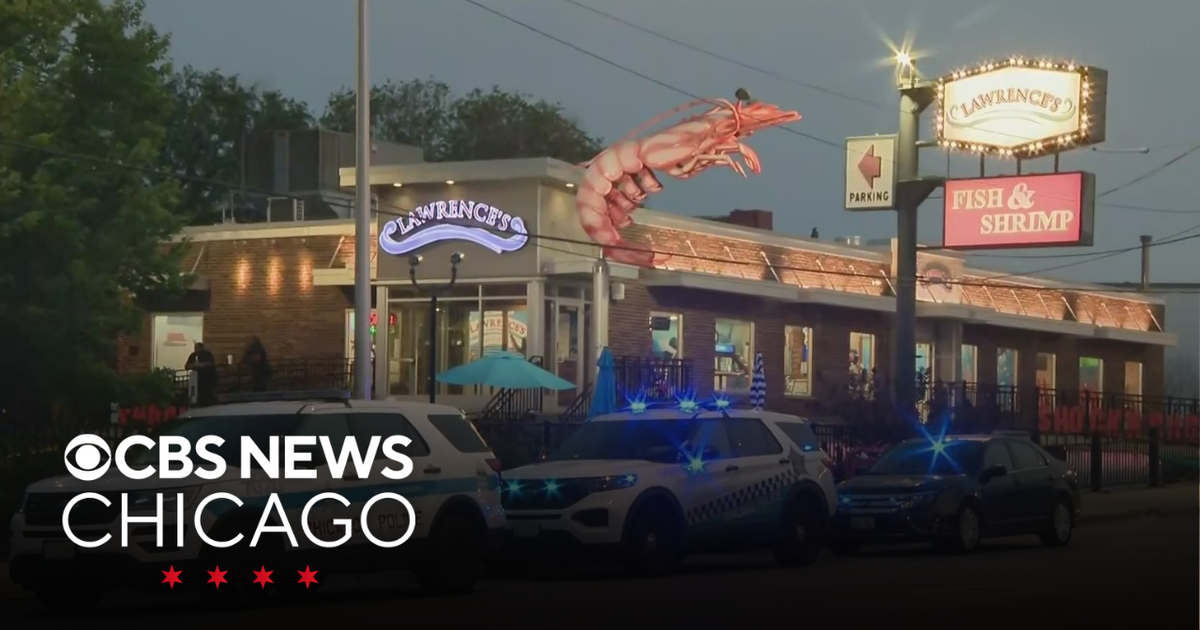 Mass shooting in Chinatown leaves 1 dead, 3 hurt - CBS Chicago
