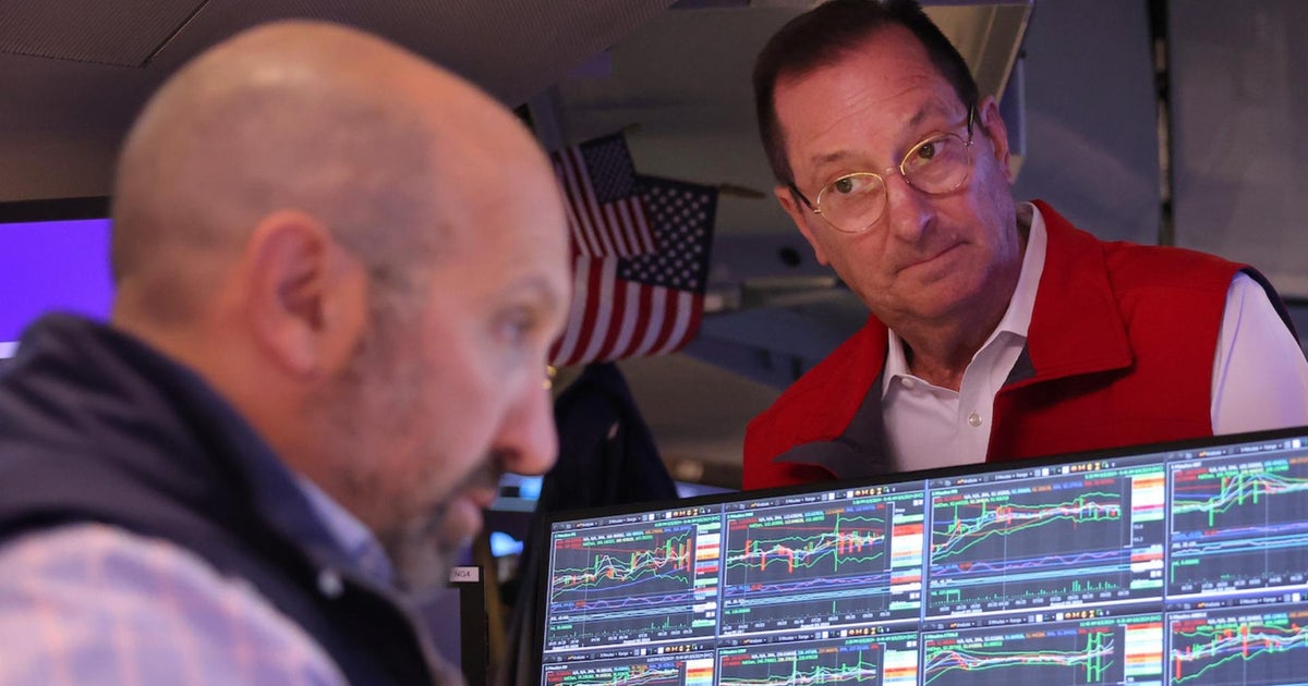 S&P 500 and Dow slide in worst day of 2025 amid economic worries