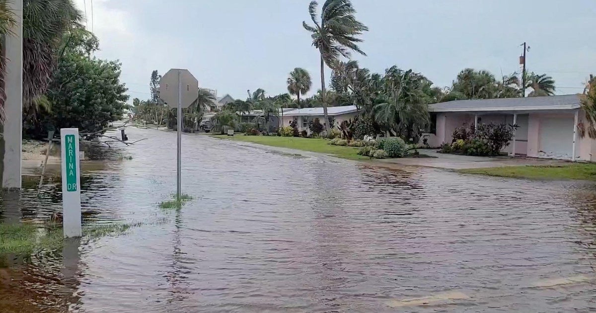 Debby brings flood risks in Florida, less wind damage Debby brings flood risks in Florida, less wind damage