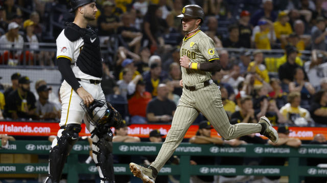 San Diego Padres v Pittsburgh Pirates 