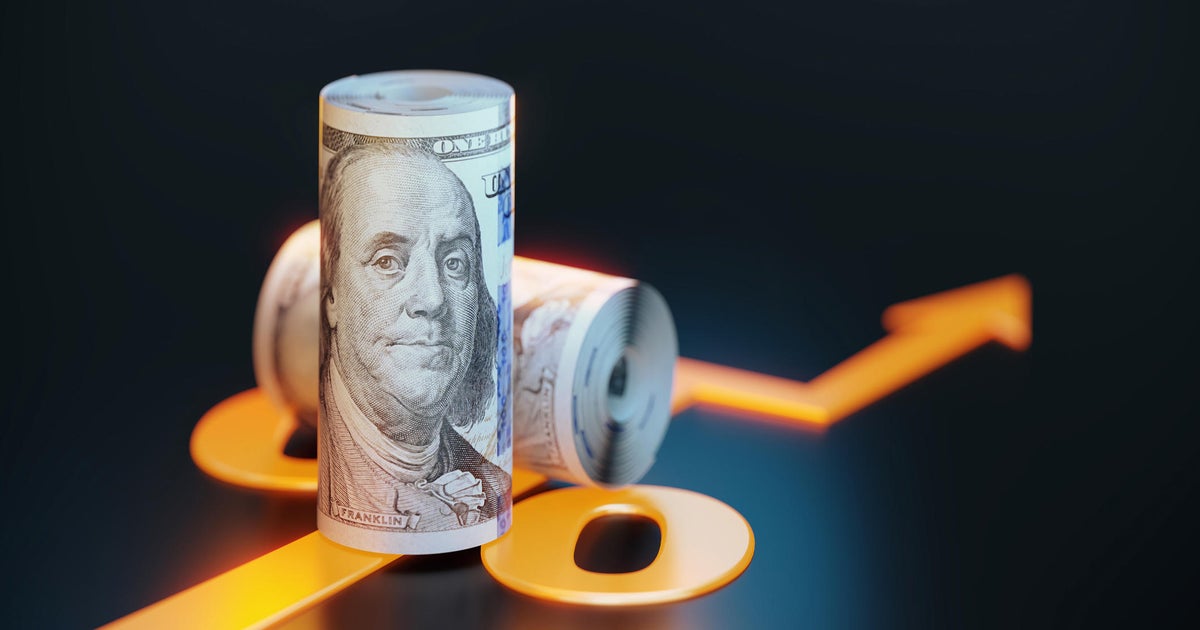 За много американци жонглирането с множество кредитни карти с максимален