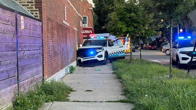 humboldt-park-squad-car-crash.jpg 