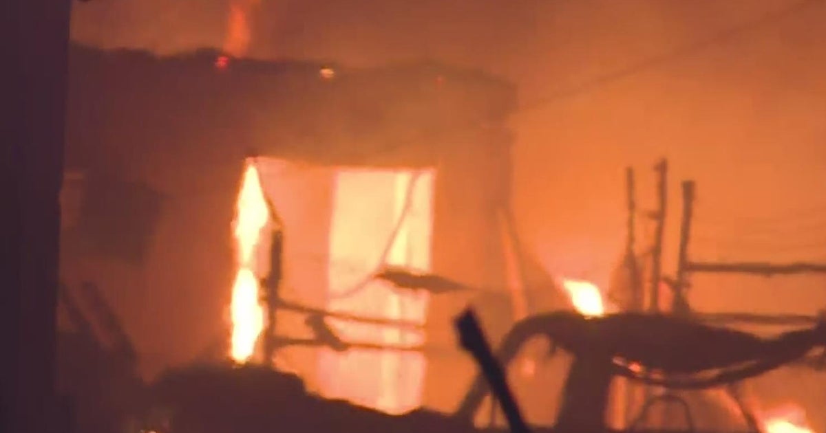 Pallet yard engulfs in flames in Modesto