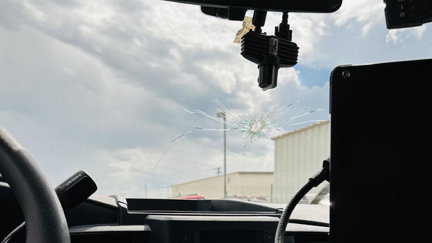 bullet-in-englewood-police-windshield.jpg 