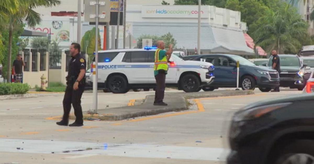 Man in Miami hit and killed by USPS truck, police investigation initiated