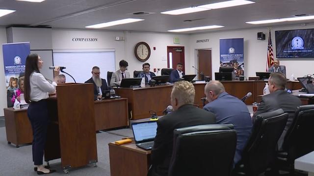 modesto-schools-board-meeting.jpg 