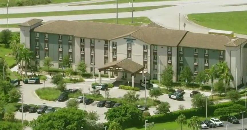 Person has reportedly barricaded inside a Tamarac hotel