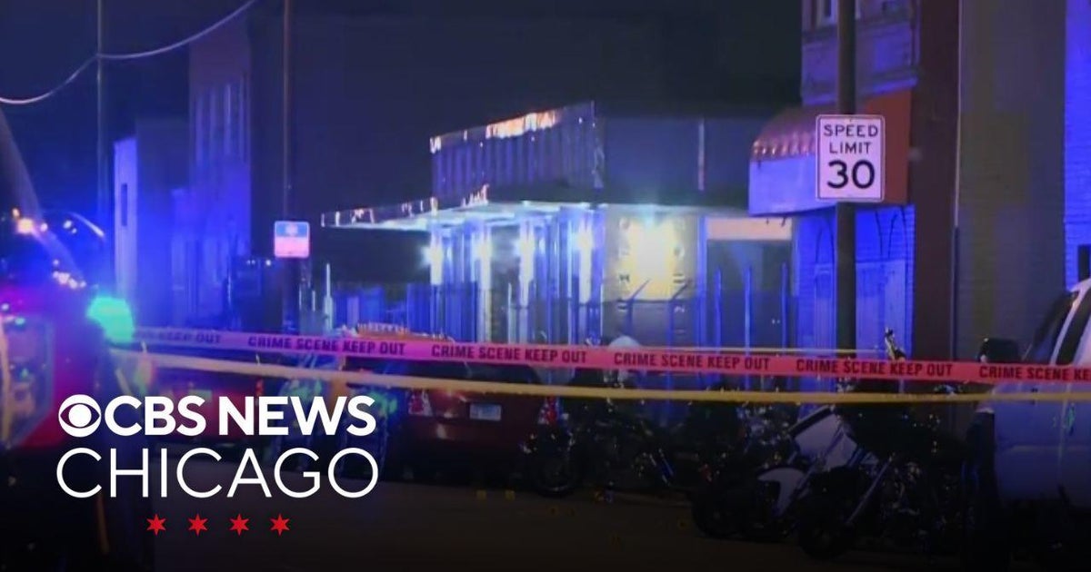 6 people shot, 1 of them killed in Chicago's Back of the Yards ...