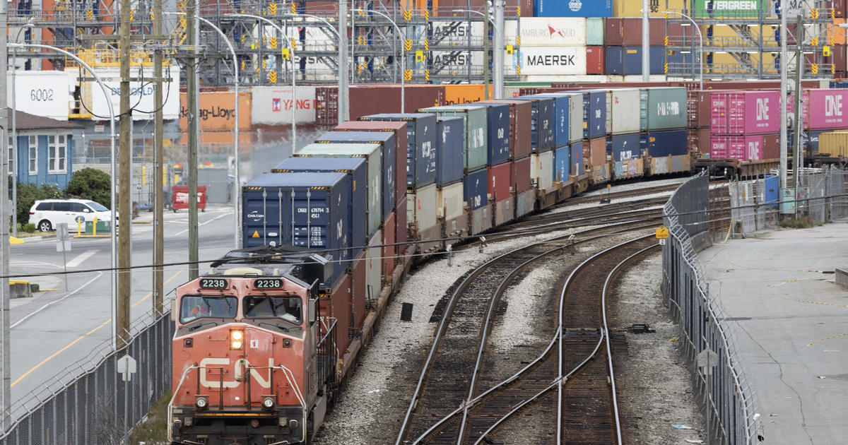 Canada’s freight prepare shutdown to finish as authorities orders arbitration of labor dispute