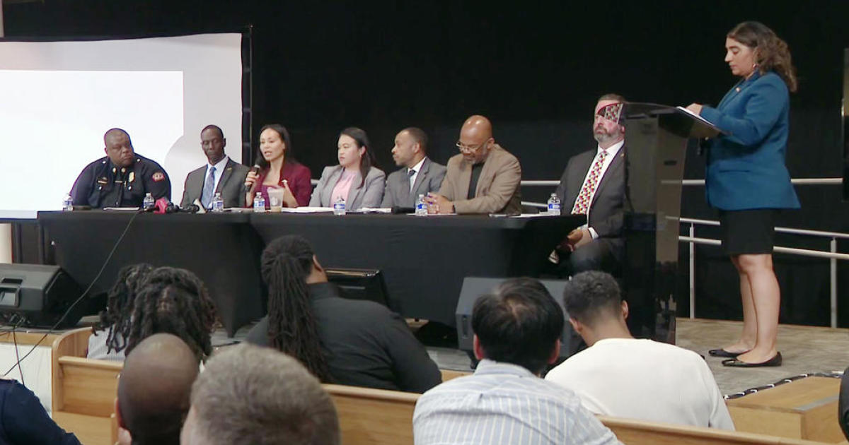 Oakland politicians discuss crime and public safety at City Hall