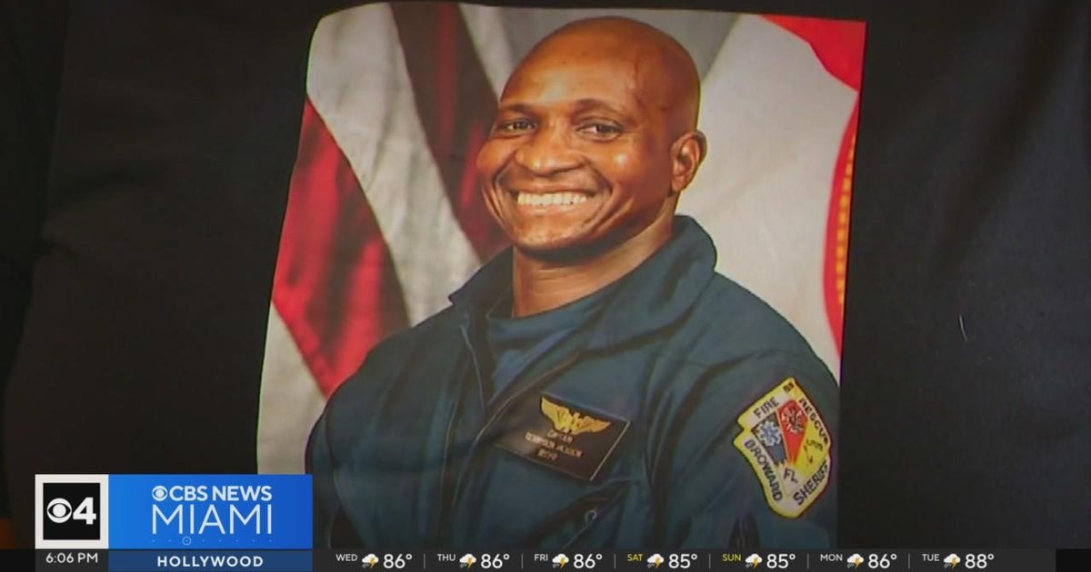 BSO honors battalion chief killed in Pompano Beach helicopter crash ...