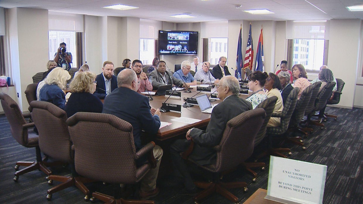Michigan residents demand better communication during meeting over ...