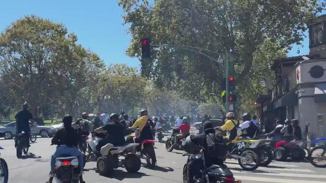 Oakland motorcycle caravan sideshow 