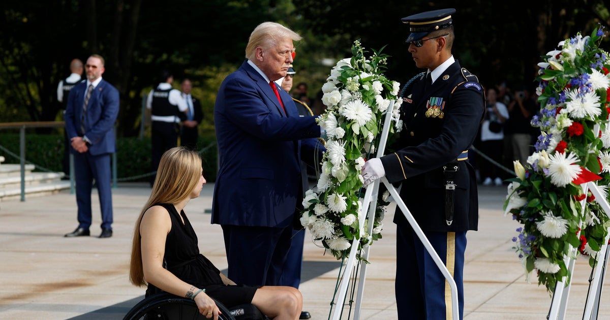 Harris says Trump campaign "disrespected" Arlington Cemetery for "the sake of a political stunt"