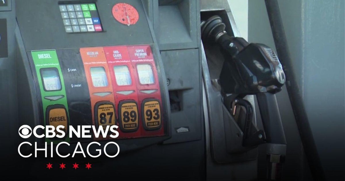 Lower gas prices for Labor Day weekend travelers - CBS Chicago