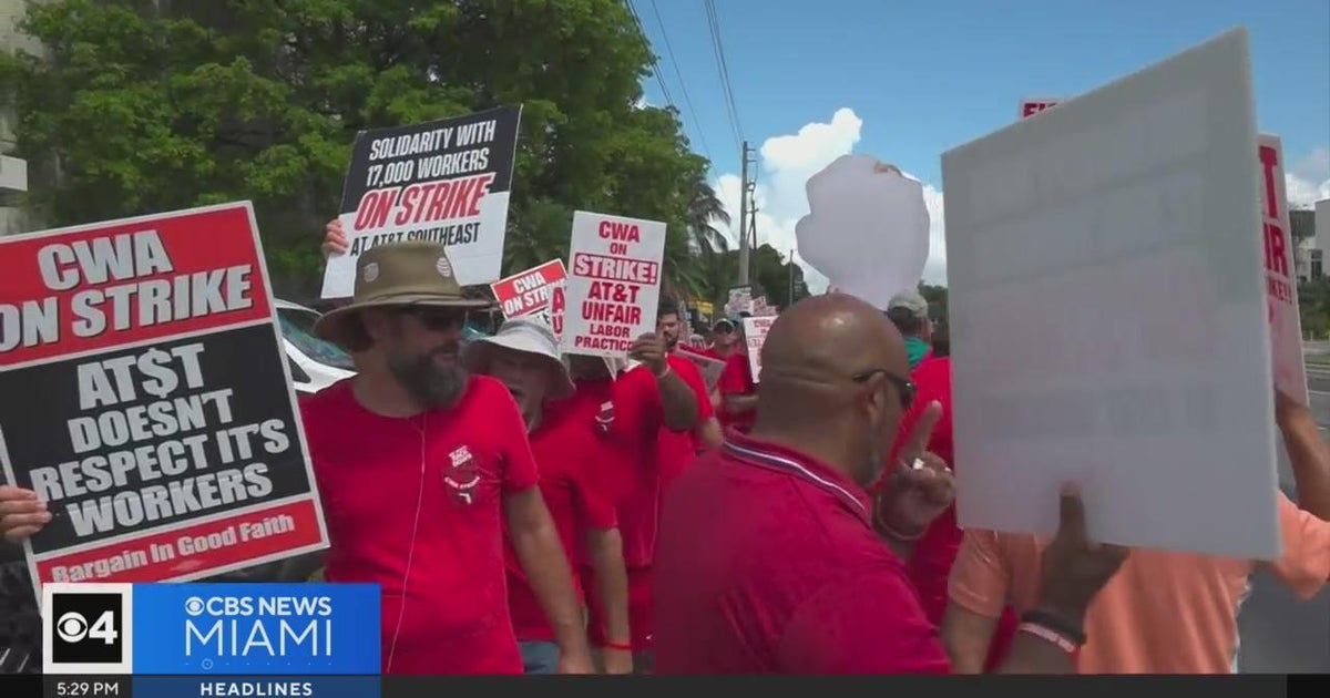 With technicians on picket lines, union warns AT&T strike could