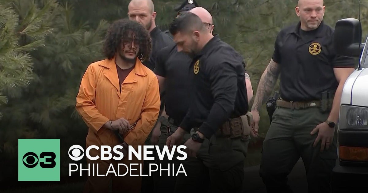 Danelo Cavalcante due in court for plea hearing on escape charges - CBS ...