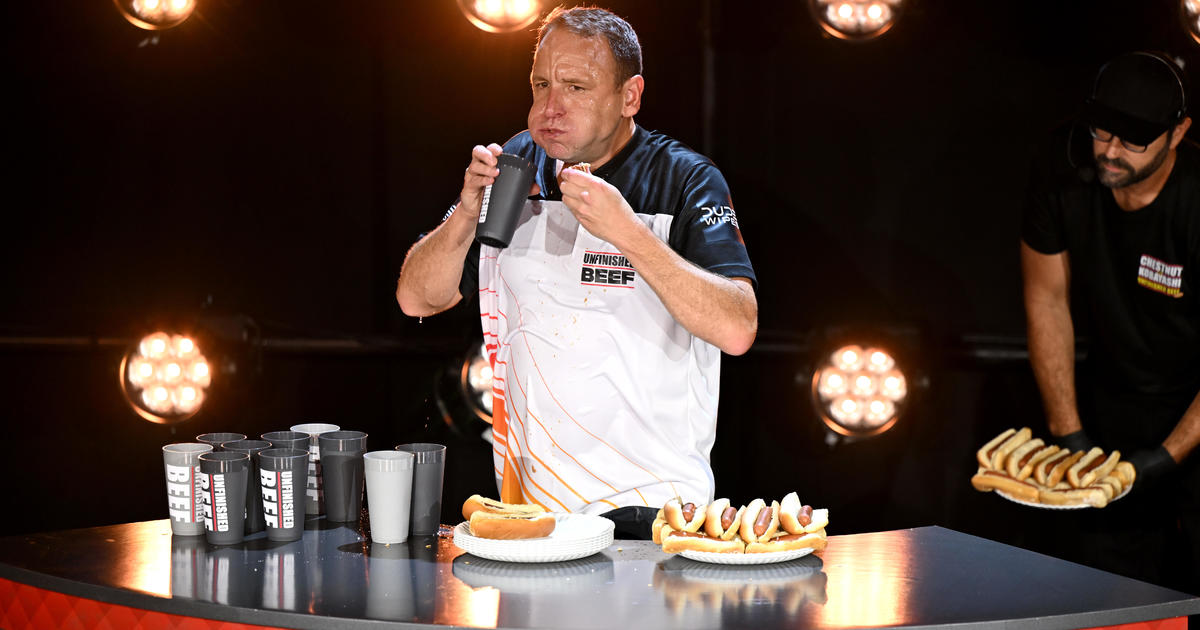 Joey Chestnut beats Kobayashi, sets new world record in Netflix hot dog eating competition